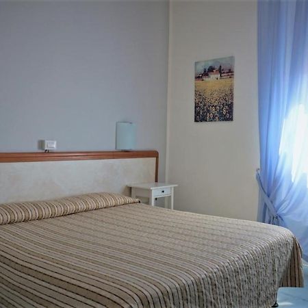 Hotel Marta Forlì Extérieur photo