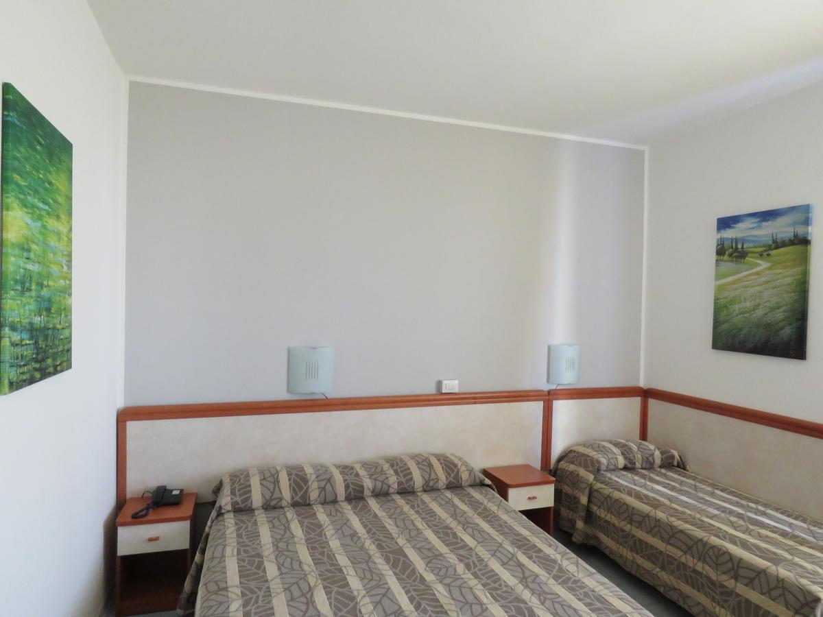 Hotel Marta Forlì Extérieur photo